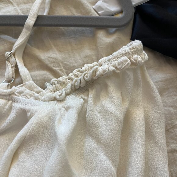 Reformation Kit Top in White - Picture 6 of 6